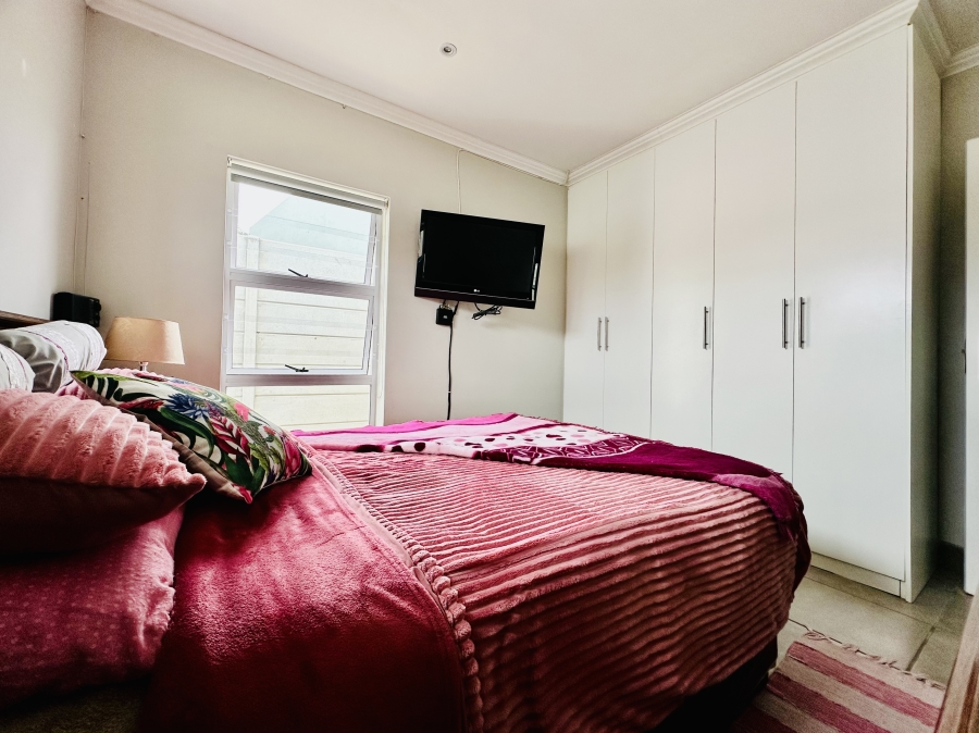 3 Bedroom Property for Sale in De Kelders Western Cape